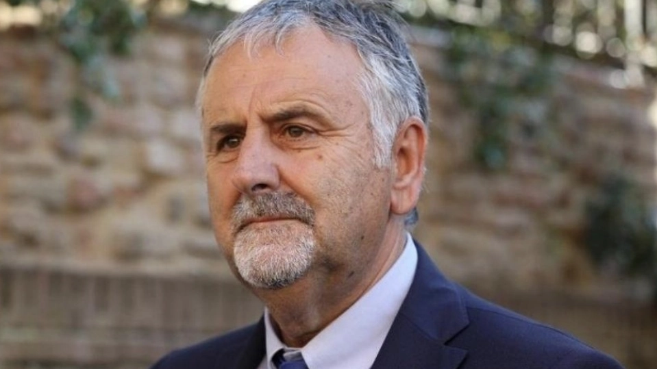 Il capogruppo del Pd in Consiglio Regionale Vincenzo Ceccarelli Il capogruppo del Pd in Consiglio Regionale Vincenzo Ceccarelli