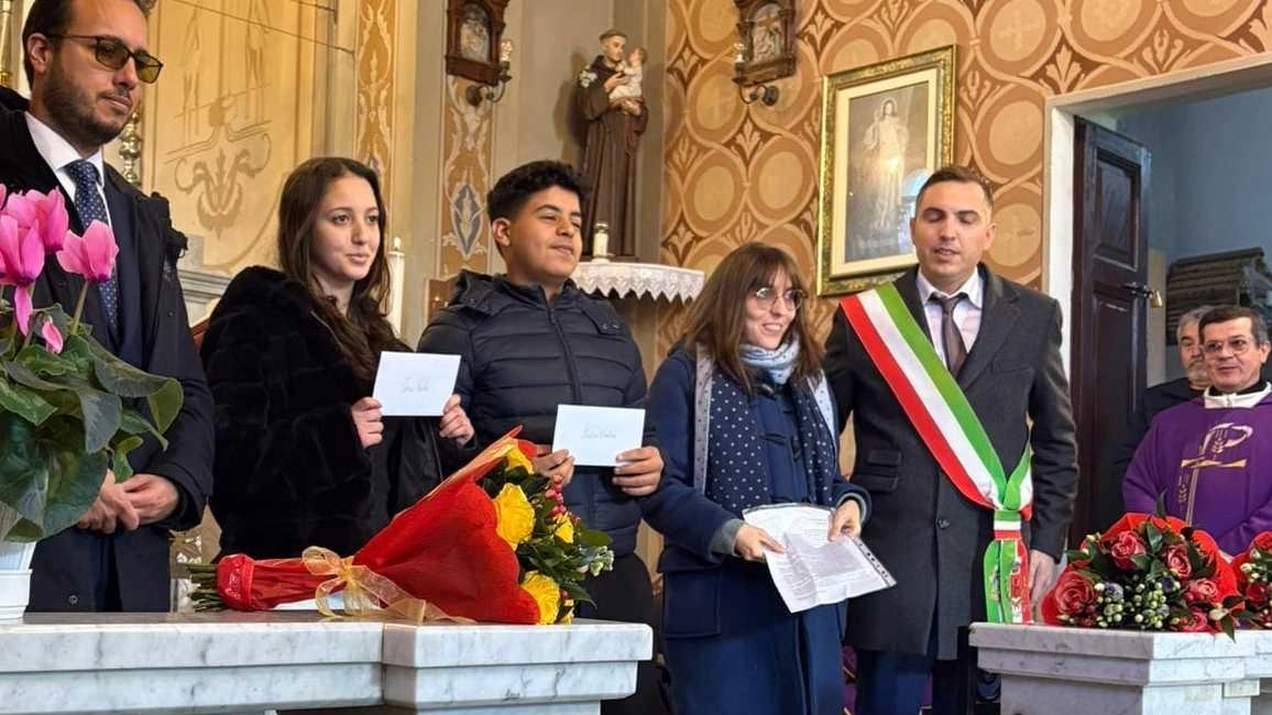 La consegna delle borse di studio agli studenti di Casola La consegna delle borse di studio agli studenti di Casola