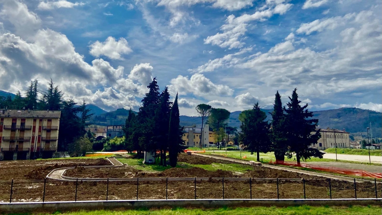 Servono 180mila euro per far “rinascere“ il Giardino di San Francesco, un’area di 6.500 mq di proprietà della parrocchia Servono 180mila euro per far “rinascere“ il Giardino di San Francesco, un’area di 6.500 mq di proprietà della parrocchia
