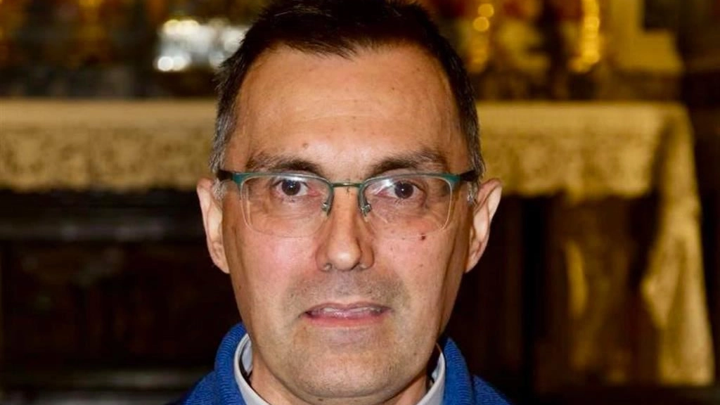 L'arcivescovo, monsignor Gherardo Gambelli L'arcivescovo, monsignor Gherardo Gambelli