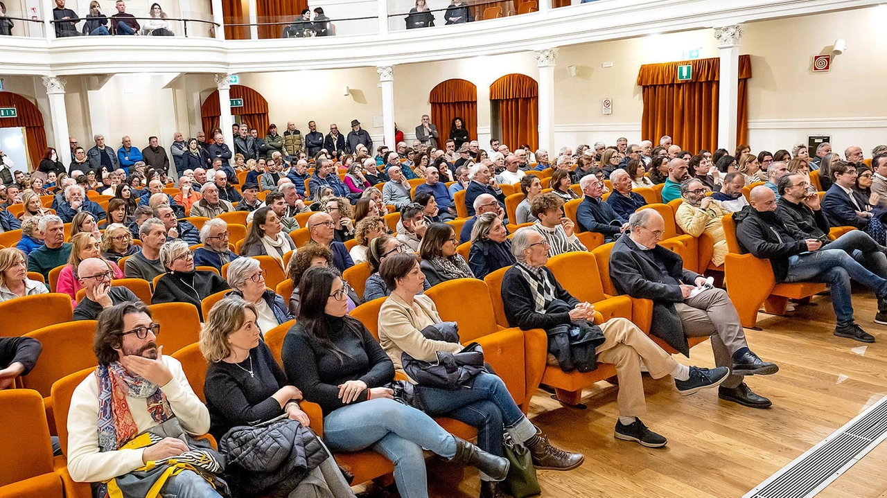 Gli amministratori parleranno di date e cifre tra una ventina di giorni. Tutti concordano su un punto: "Serve lo stato di calamità nazionale".