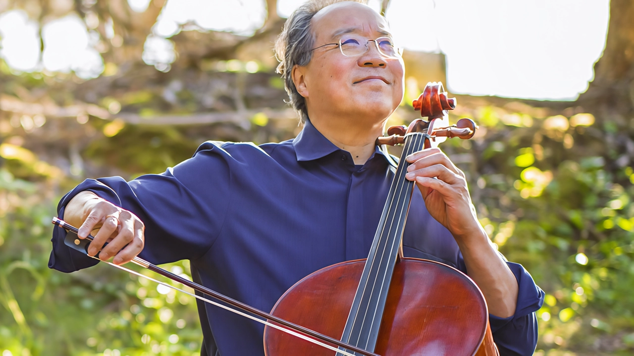 Al Teatro del Maggio Yo-Yo Ma, uno dei più grandi violoncellisti di tutti i tempi Al Teatro del Maggio Yo-Yo Ma, uno dei più grandi violoncellisti di tutti i tempi