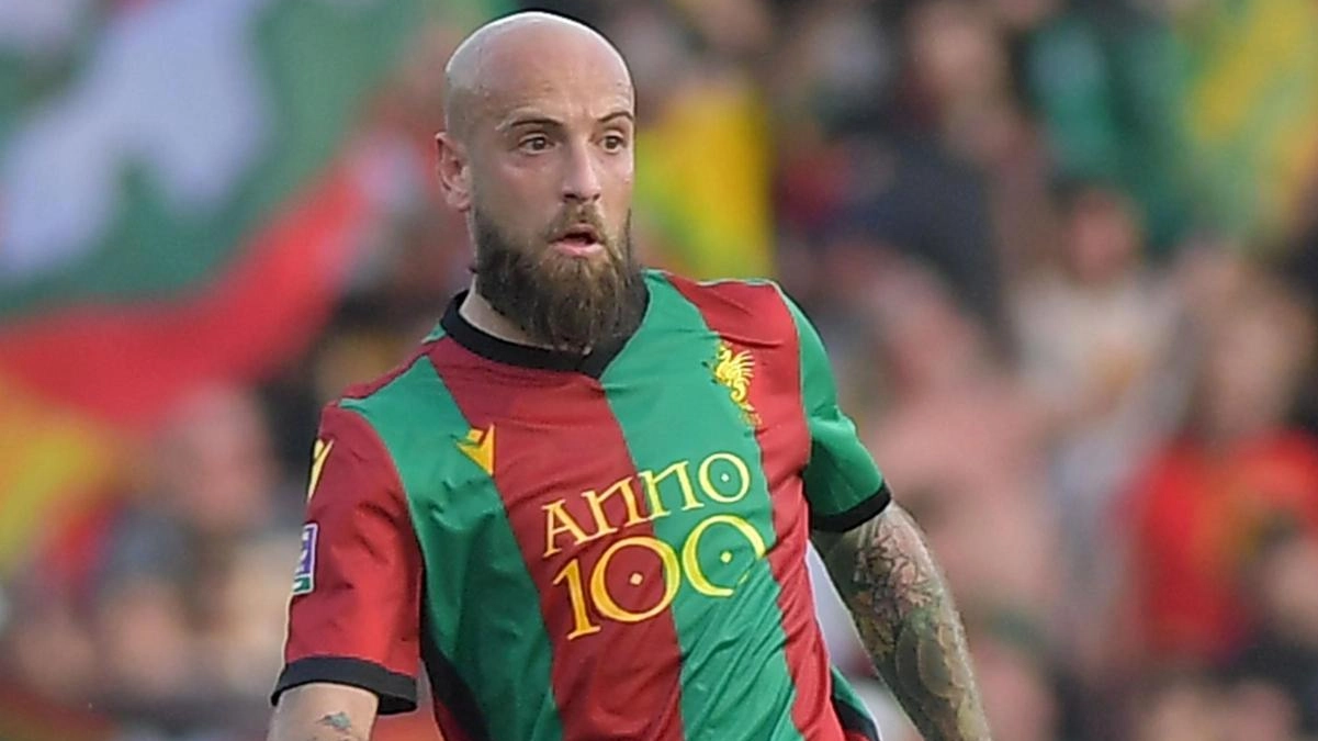 Fabio Tito, 31 anni, difensore originario di Castellamare di Stabia, nell’ultima stagione in forza alla Ternana Fabio Tito, 31 anni, difensore originario di Castellamare di Stabia, nell’ultima stagione in forza alla Ternana
