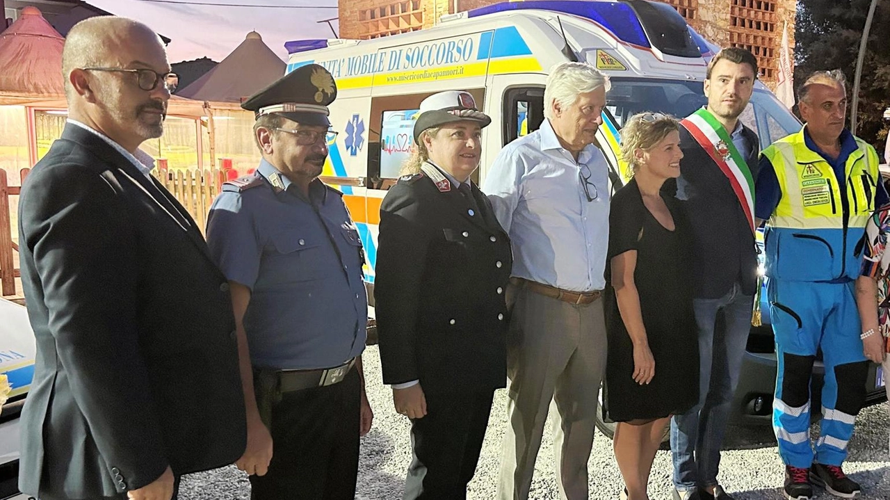 Un momento della grande festa per il 44esimo compleanno della Misericordia di Capannori Un momento della grande festa per il 44esimo compleanno della Misericordia di Capannori