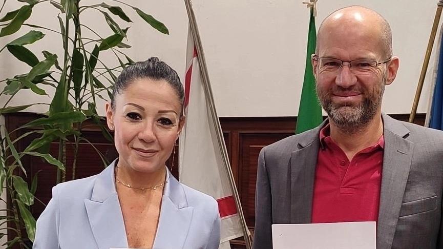 Decoro urbano: Cascina approva il piano degli impianti pubblicitari
