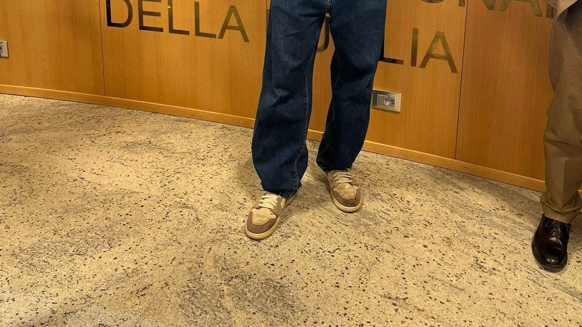 Si chiama Matteo Capodicasa, frequenta il quinto liceo classico Frezzi – Beata Angela, ed è uno dei vincitori dell’ottavo... Si chiama Matteo Capodicasa, frequenta il quinto liceo classico Frezzi – Beata Angela, ed è uno dei vincitori dell’ottavo...