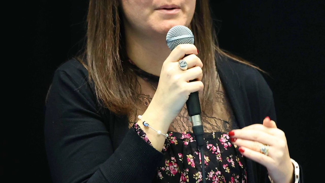 "Leggo che Azione Studentesca e Fratelli d’Italia si divertono a strumentalizzare le mie parole di qualche giorno fa, quando sostenevo... "Leggo che Azione Studentesca e Fratelli d’Italia si divertono a strumentalizzare le mie parole di qualche giorno fa, quando sostenevo...