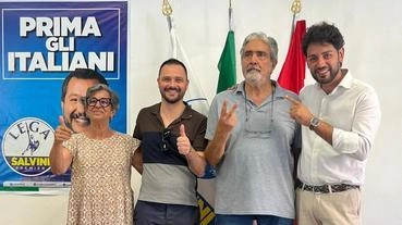 La Lega a difesa del ministro: "Attenzione alta"