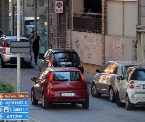Auto sempre più vecchie. Ma a livello regionale restano tra le più giovani