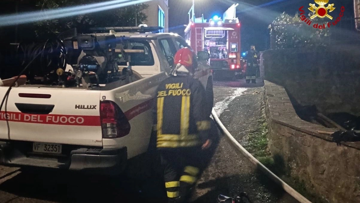 L'intervento dei vigili del fuoco L'intervento dei vigili del fuoco