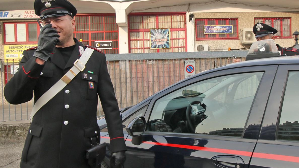 I carabinieri di San Miniato. hanno sventato ieri mattina. una tentata rapina all’ufficio postale di San Miniato in via IV Novembre