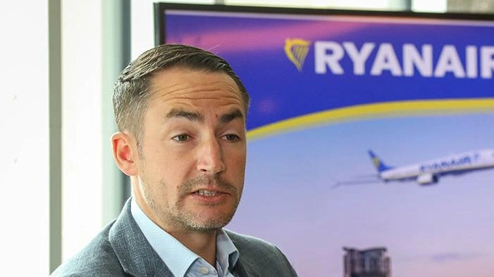 Ryanair affila le ali per l’estate: "Pisa sarà lo scalo delle vacanze"