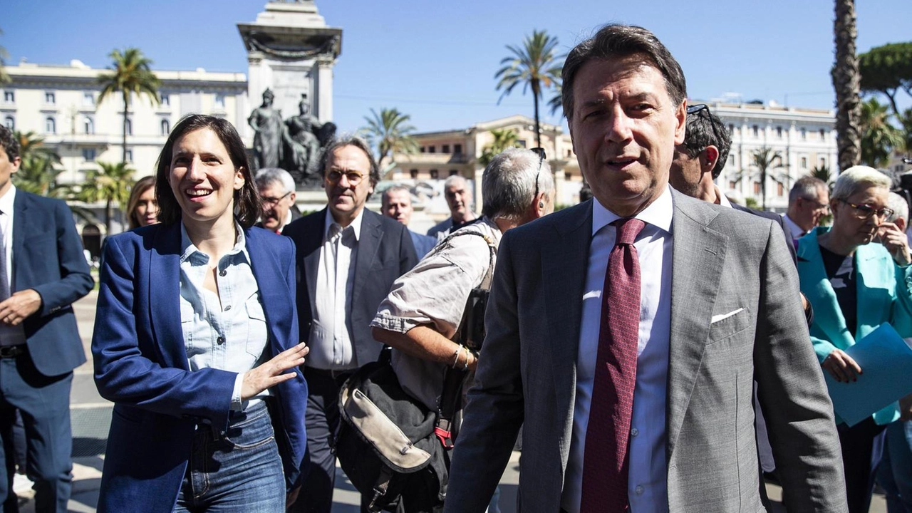 Firma nel pomeriggio nella sede della presidenza della Regione