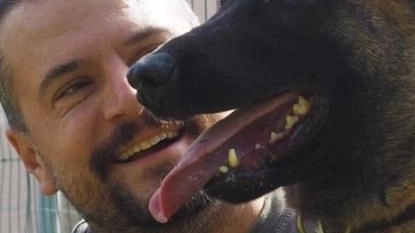 Con la crescente sensibilità verso i diritti degli animali e l’introduzione di nuove leggi, è importante che l’allevamento professionale divenga... Con la crescente sensibilità verso i diritti degli animali e l’introduzione di nuove leggi, è importante che l’allevamento professionale divenga...