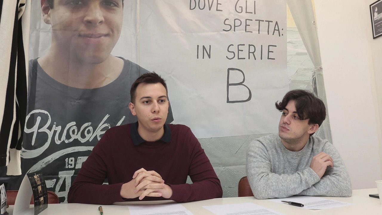 La presentazione della seconda edizione del contest “E ti vengo a cercare“, iniziativa dedicata ai giovani talenti musicali dell’associazione Arturo Pratelli La presentazione della seconda edizione del contest “E ti vengo a cercare“, iniziativa dedicata ai giovani talenti musicali dell’associazione Arturo Pratelli