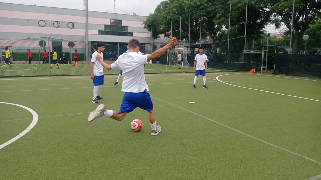calcio libera tutti gioca soltanto chi è bravo a scuola il progetto del sottosopra