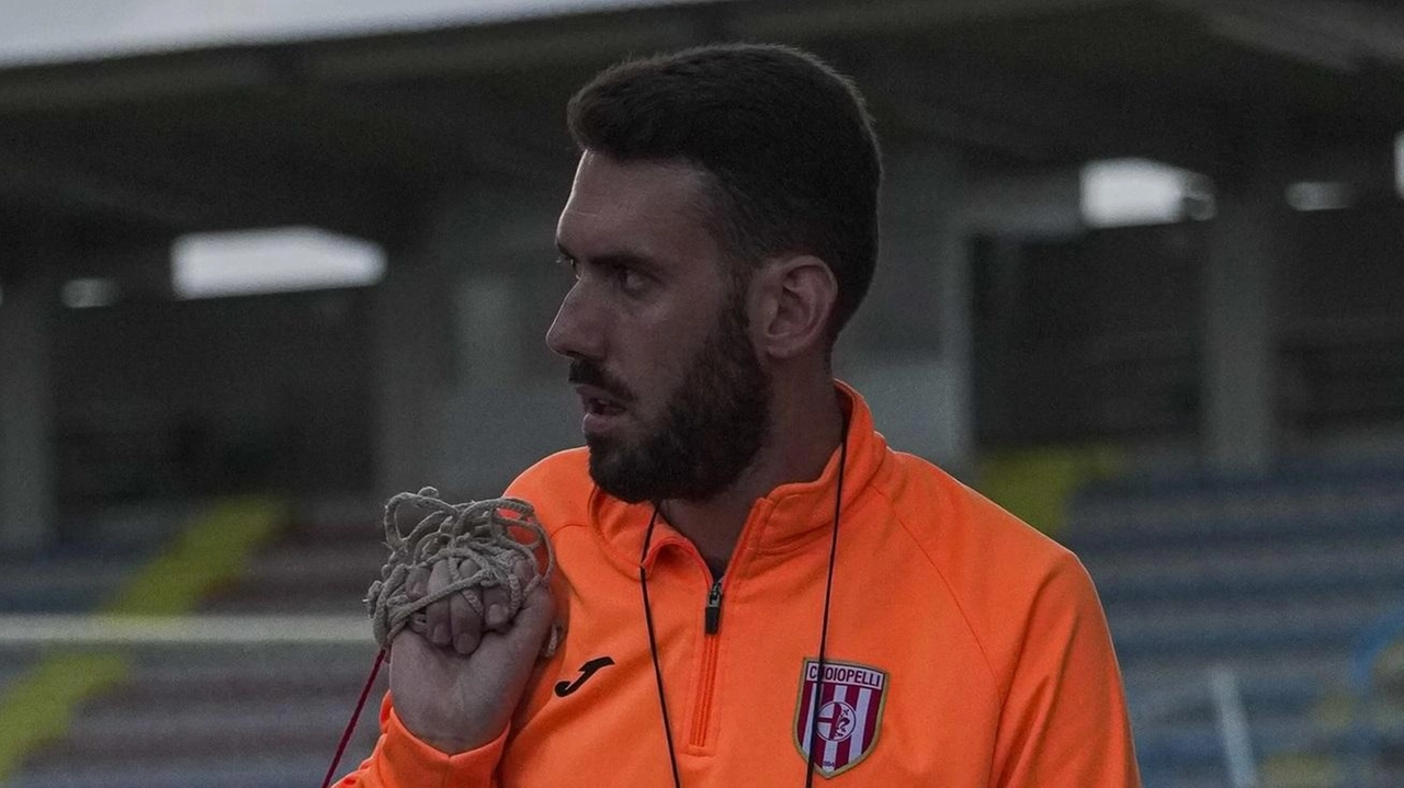 Enrico Pertici ha debuttato con una vittoria in trasferta sulla panchina della Cuoiopelli Enrico Pertici ha debuttato con una vittoria in trasferta sulla panchina della Cuoiopelli