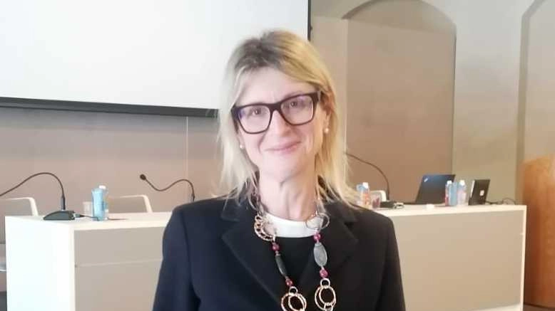 Una tavola rotonda dedicata al fenomeno della violenza giovanile di fronte a genitori, insegnanti e alunni delle scuole superiori...