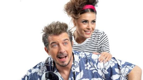 Paolo Ruffini, protagonista in “Sapore di mare“ versione musical, con Fatima Trotta Paolo Ruffini, protagonista in “Sapore di mare“ versione musical, con Fatima Trotta