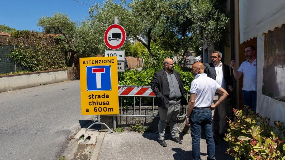 Confcommercio incalza sui tempi: "Evitiamo altre perdite a chi lavora". Pescia Cambia: "Più controlli" Confcommercio incalza sui tempi: "Evitiamo altre perdite a chi lavora". Pescia Cambia: "Più controlli"