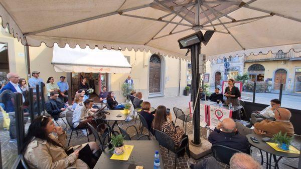 referendum sulla cittadinanza a montevarchi evento in piazza magiotti