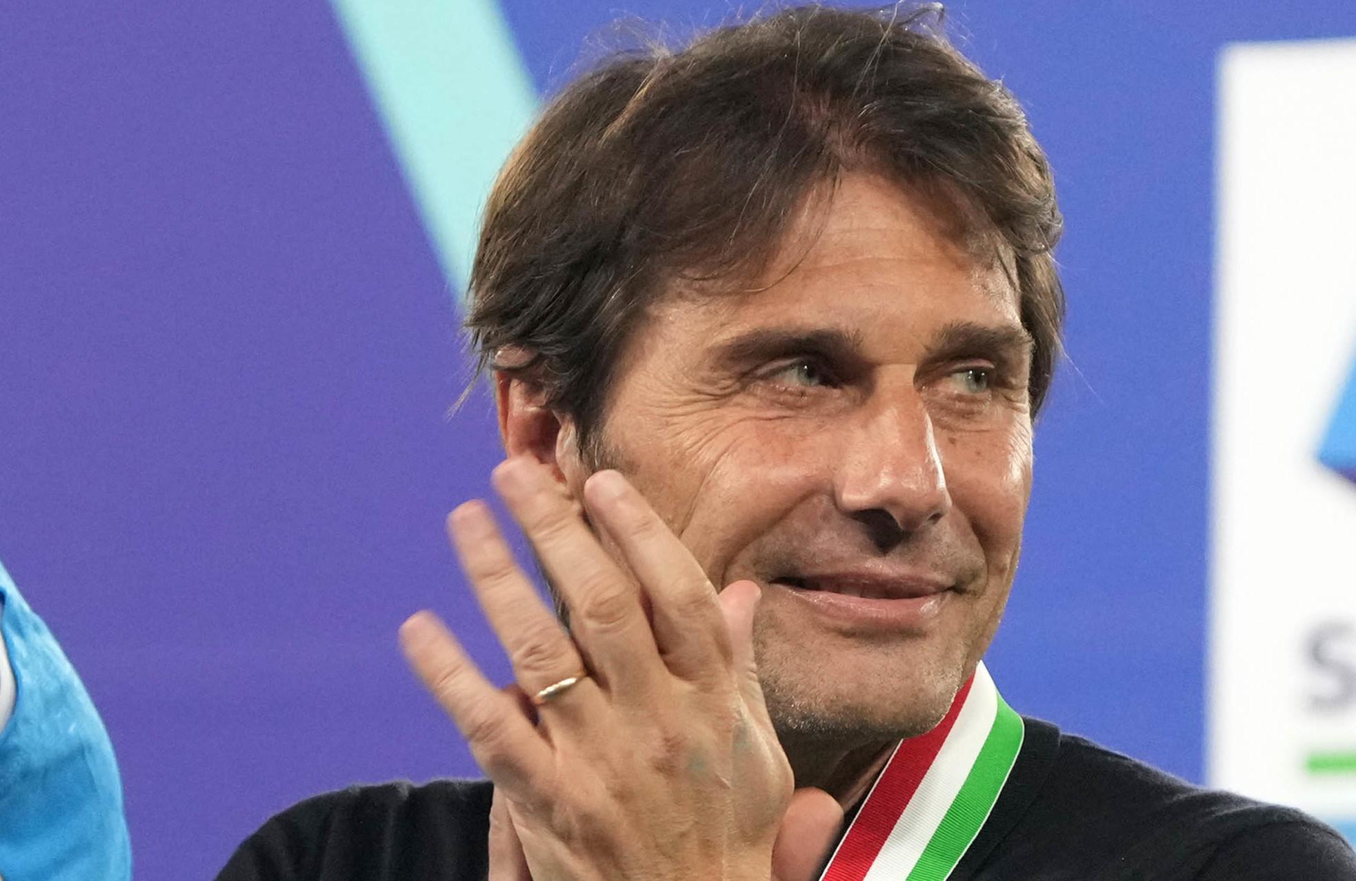 L’ipotesi amichevole con il Napoli di Conte L’ipotesi amichevole con il Napoli di Conte