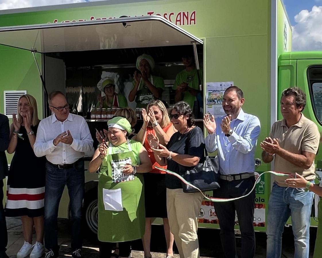 Nuovo food truck per la Conserveria. Un laboratorio di inclusione itinerante Nuovo food truck per la Conserveria. Un laboratorio di inclusione itinerante