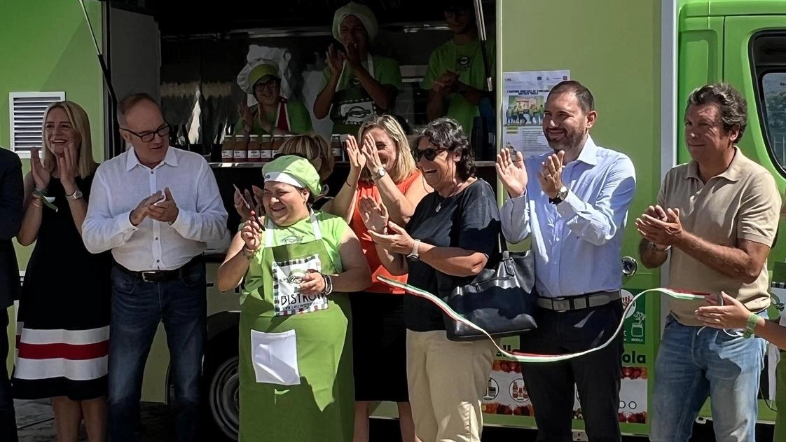 La presentazione del nuovo Food Truck dell’associazione Ragazzi Speciali Onlus. Un traguardo inseguito a lungo