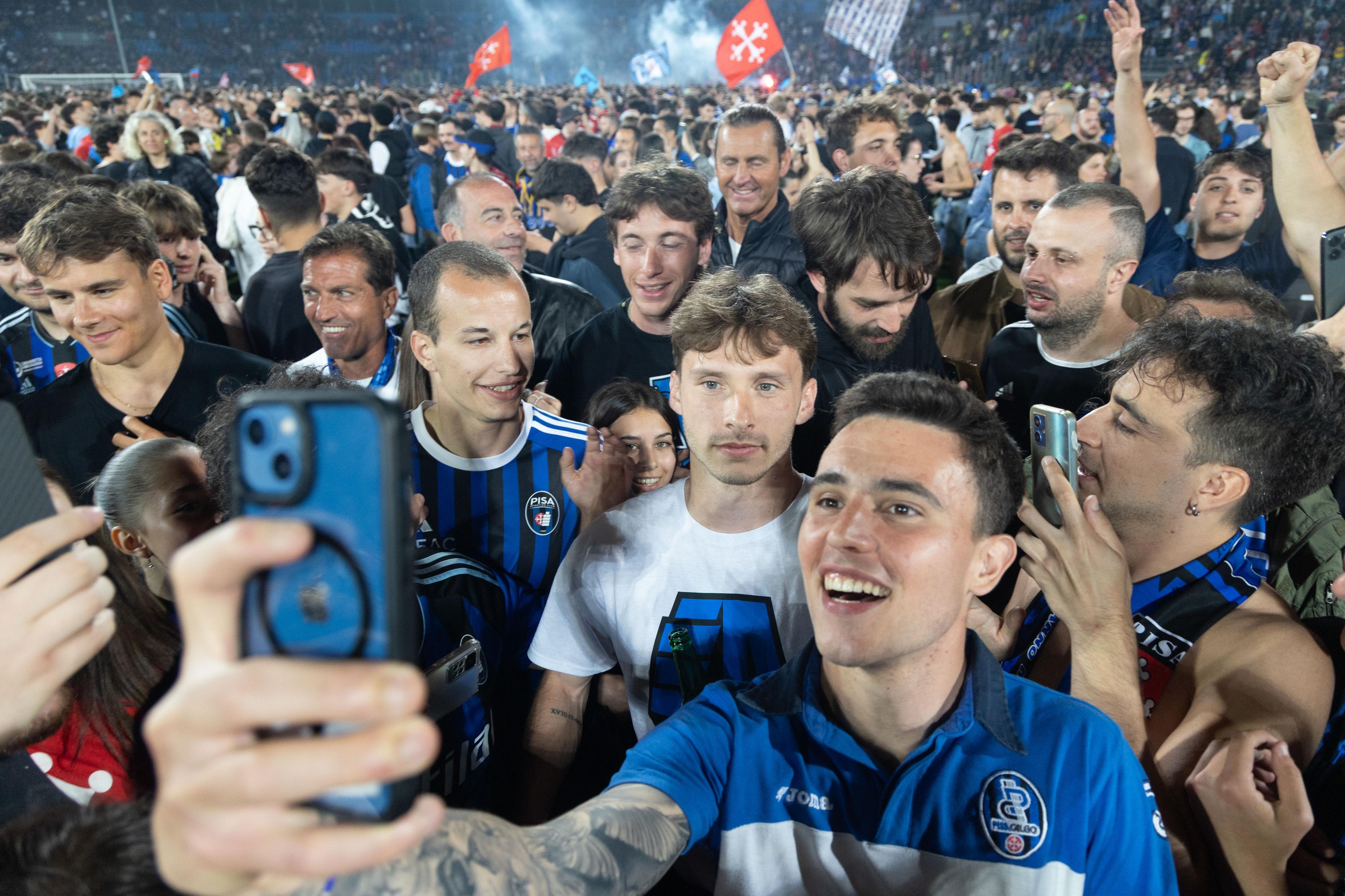 Pisa in Serie A, la festa non finisce mai. Il presidente Corrado: “Spero che Pippo rimanga” Pisa in Serie A, la festa non finisce mai. Il presidente Corrado: “Spero che Pippo rimanga”