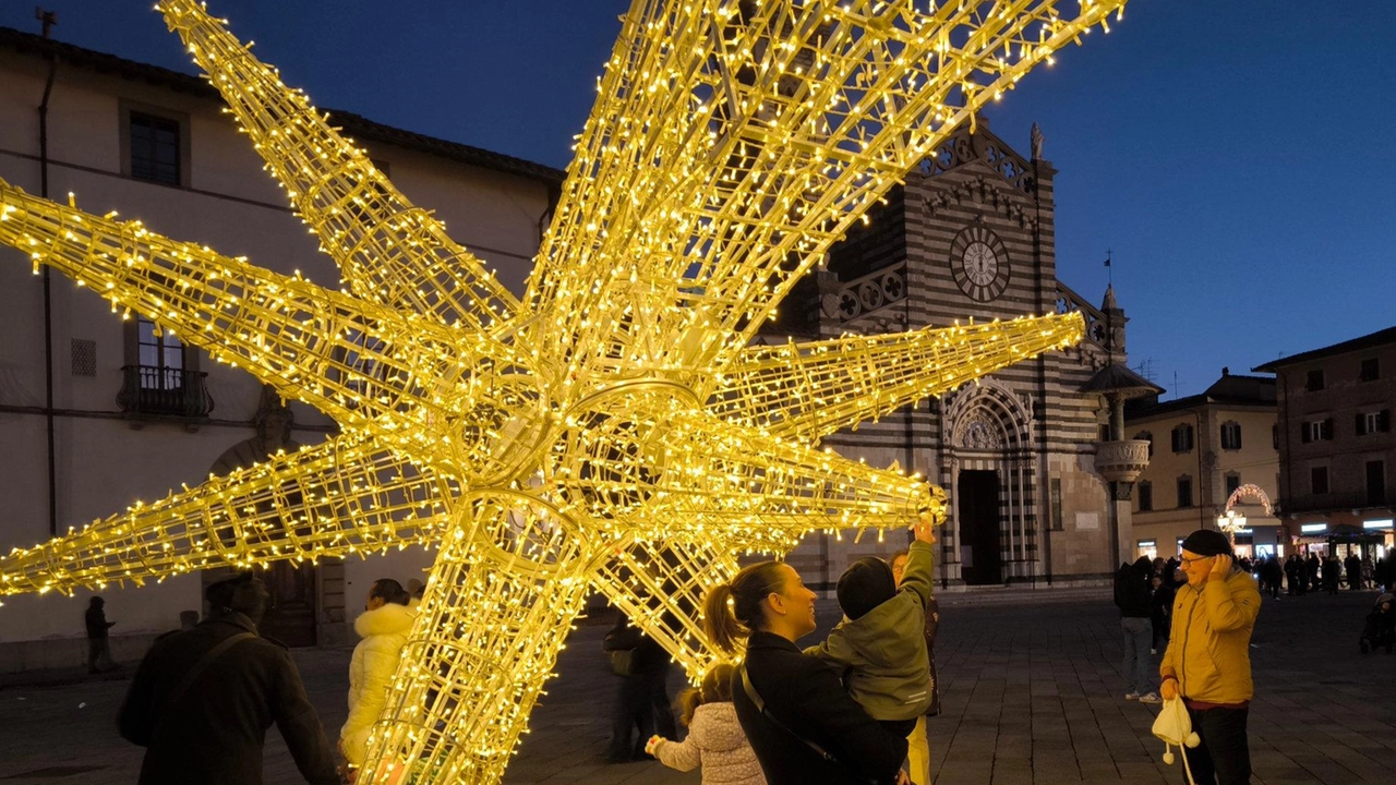 Negozio Gori a Prato offre gin tonic agli adulti e libri ai bambini. Palazzo Pretorio propone Avvento interattivo per famiglie. Cinema Eden proietta cartoni gratuiti. Negozio Gori a Prato offre gin tonic agli adulti e libri ai bambini. Palazzo Pretorio propone Avvento interattivo per famiglie. Cinema Eden proietta cartoni gratuiti.
