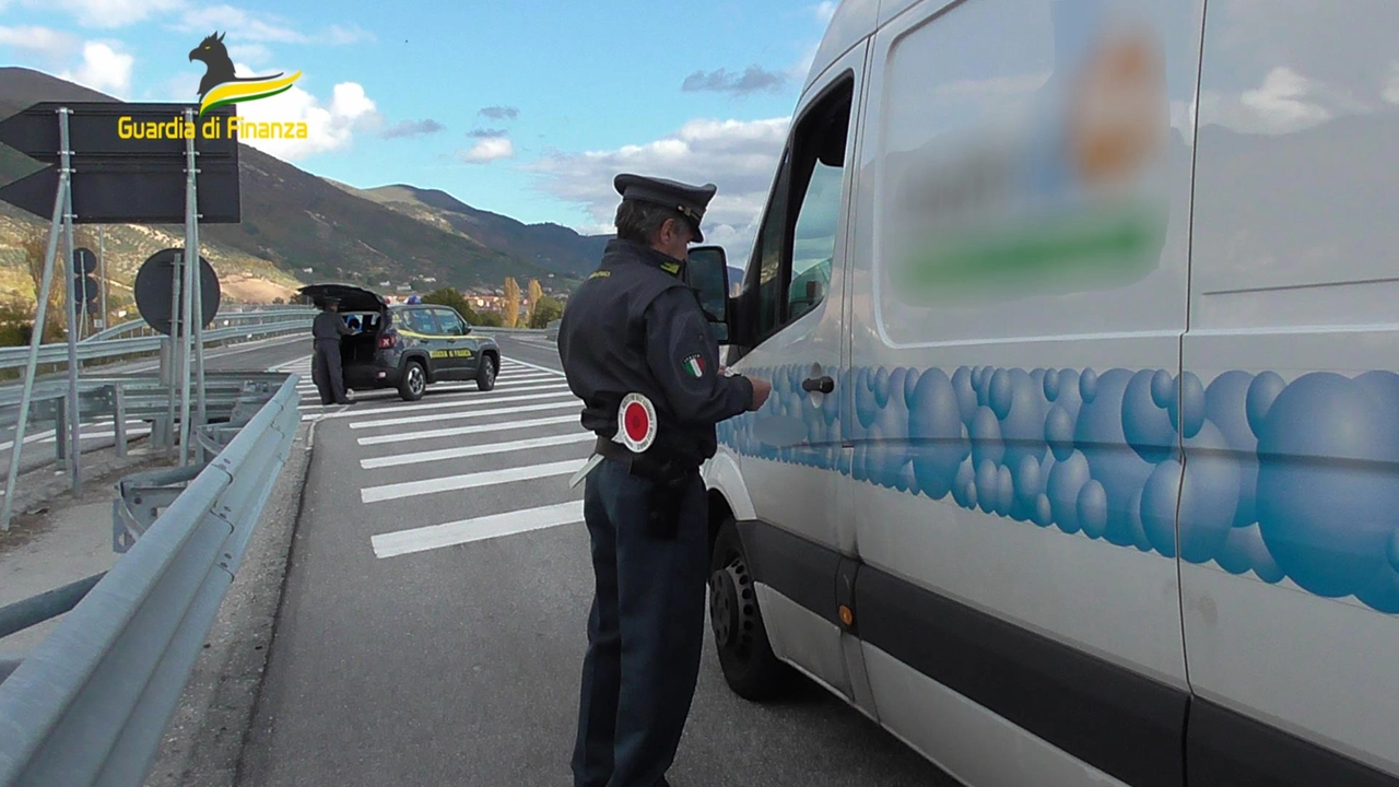 I controlli della guardia di finanza I controlli della guardia di finanza