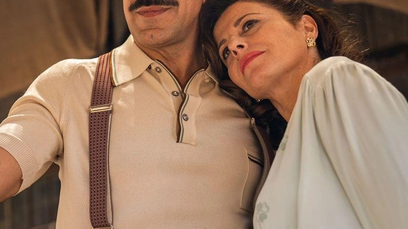Pierfrancesco Favino a Anna Ammirati in una scena di Napoli, New York il film di Gabriele Salvatores che ripropone il Garibaldi Milleventi Pierfrancesco Favino a Anna Ammirati in una scena di Napoli, New York il film di Gabriele Salvatores che ripropone il Garibaldi Milleventi