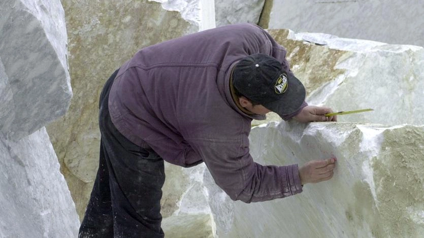 Arrighi ha firmato un’ordinanza per stoppare le attività sotto il sole nelle ore torride Arrighi ha firmato un’ordinanza per stoppare le attività sotto il sole nelle ore torride