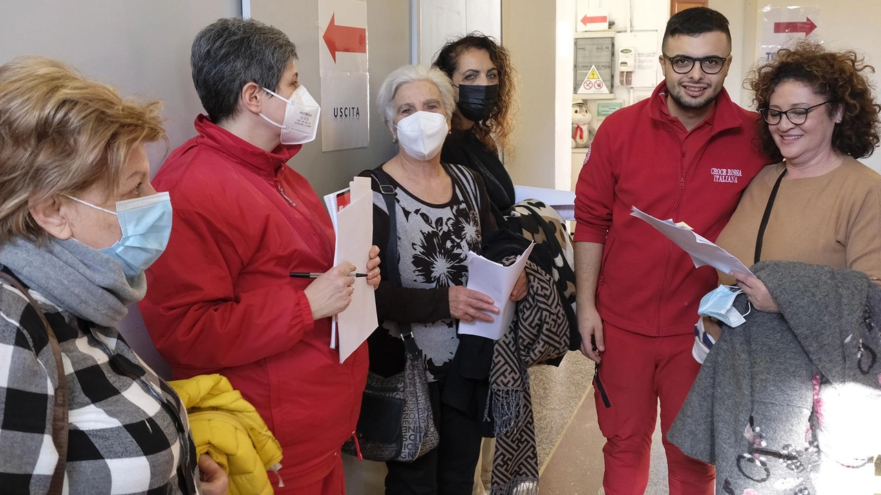 Un momento di una delle molte attività organizzate per la comunità dalla Croce Rossa di Albiano Magra Un momento di una delle molte attività organizzate per la comunità dalla Croce Rossa di Albiano Magra
