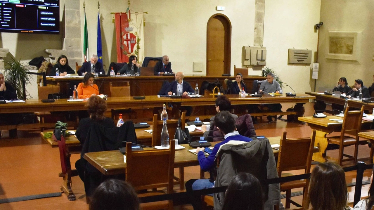 Bacchetta e Lignani Marchesani hanno raccontato i fatti in Consiglio comunale Bacchetta e Lignani Marchesani hanno raccontato i fatti in Consiglio comunale