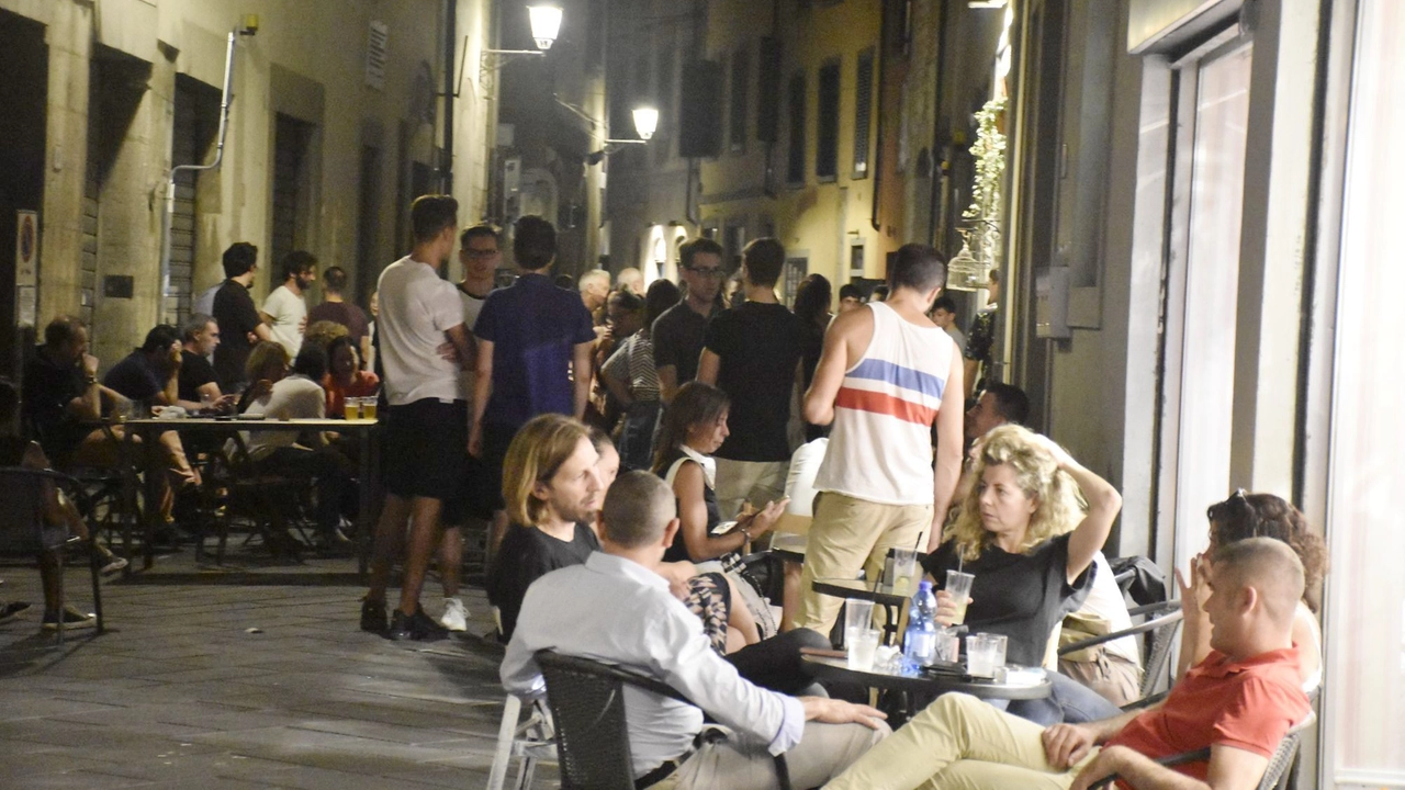 Negozi e locali siglano l’intesa. Si allungano gli orari di apertura: “C’è voglia di vivere il centro”