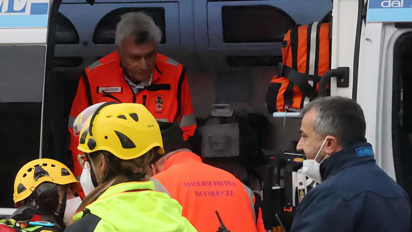 finisce fuori strada con la moto tragedia sul passo del giogo