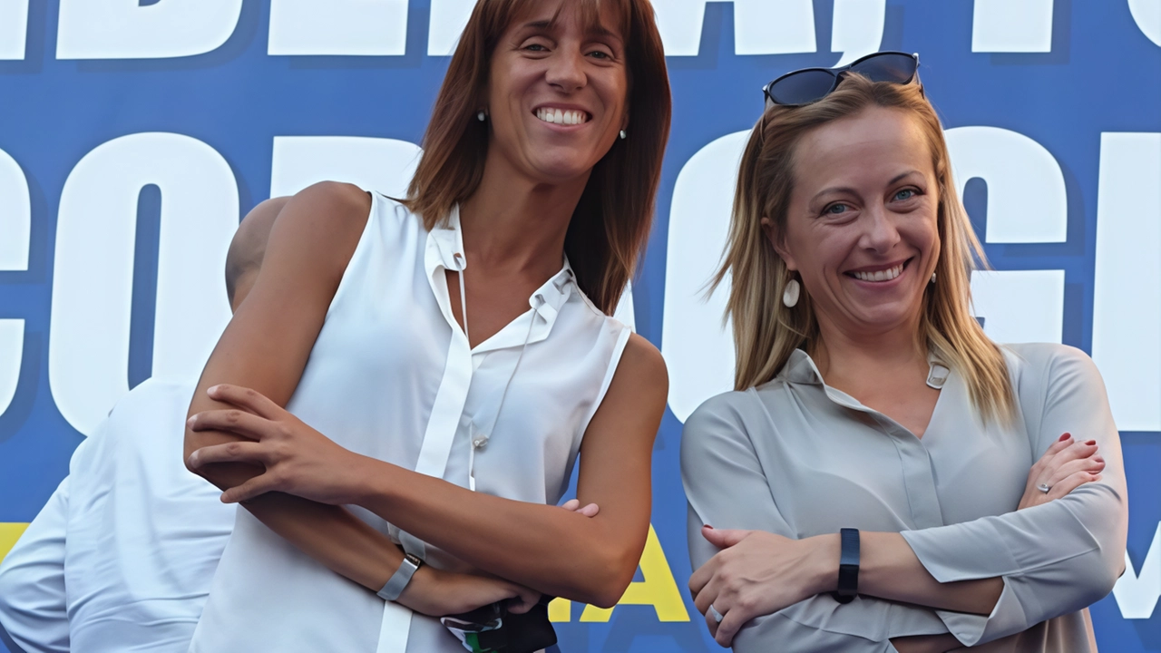 Guendalina Amati, consigliera provinciale di FdI e consigliera comunale di Arcidosso, insieme alla presidente del Consiglio, Giorgia Meloni Guendalina Amati, consigliera provinciale di FdI e consigliera comunale di Arcidosso, insieme alla presidente del Consiglio, Giorgia Meloni