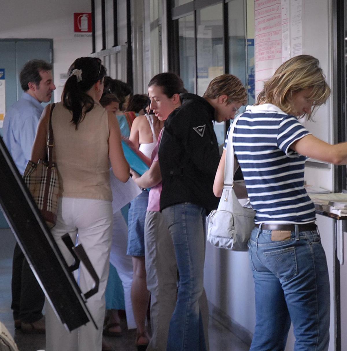 La grande fuga dal lavoro. Entro il 2029 in 45mila lasceranno il "posto" La grande fuga dal lavoro. Entro il 2029 in 45mila lasceranno il "posto"