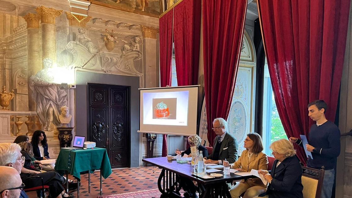 Asta benefica di grandi marchi per sostenere la ricerca Airc Asta benefica di grandi marchi per sostenere la ricerca Airc