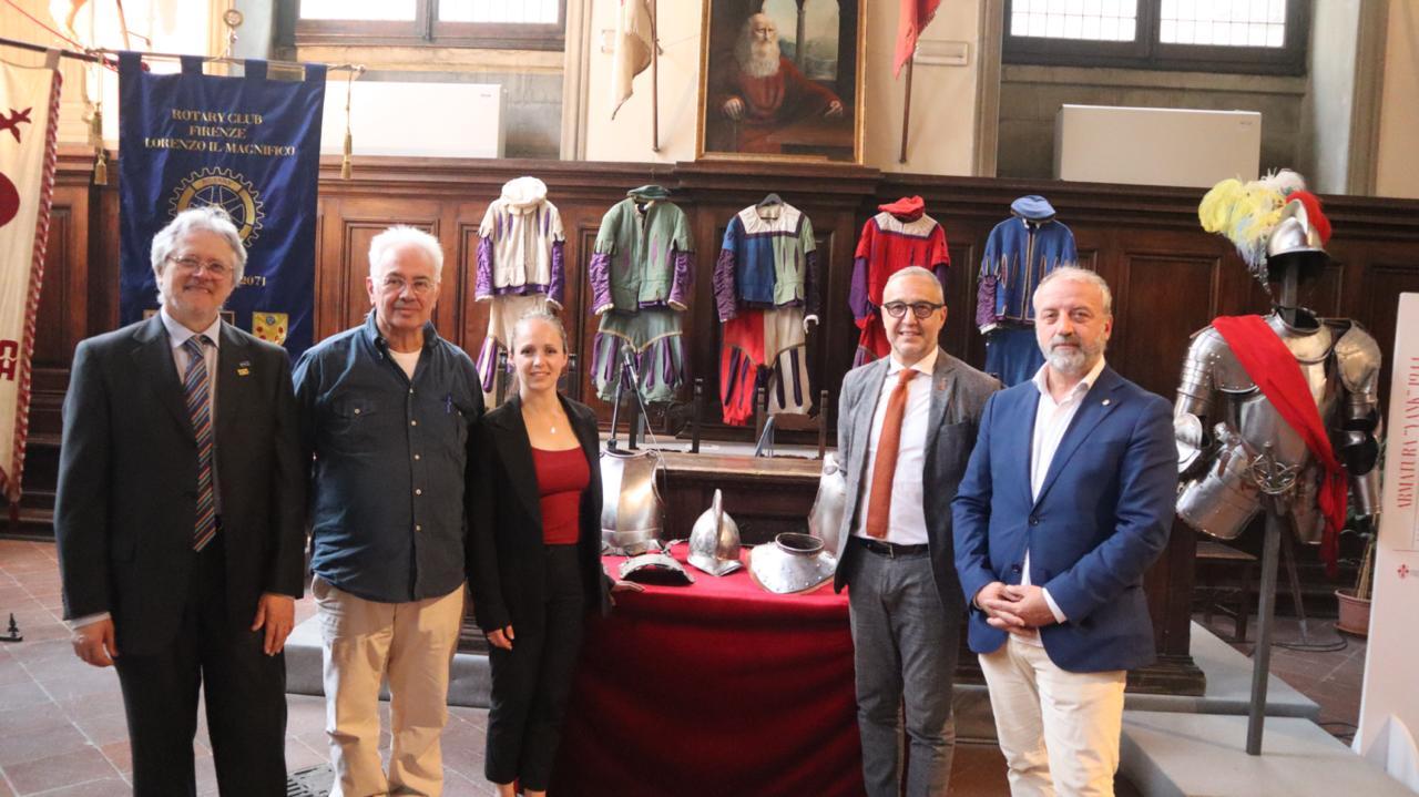 il rotary restaura l armatura yank per il corteo della repubblica fiorentina da Lanazione.it il rotary restaura l armatura yank per il corteo della repubblica fiorentina