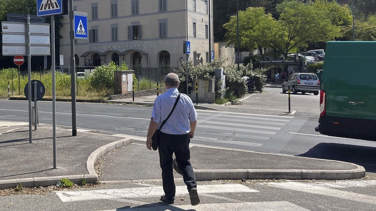 Uno degli attraversamenti pedonali considerati pericolosi dai residenti
