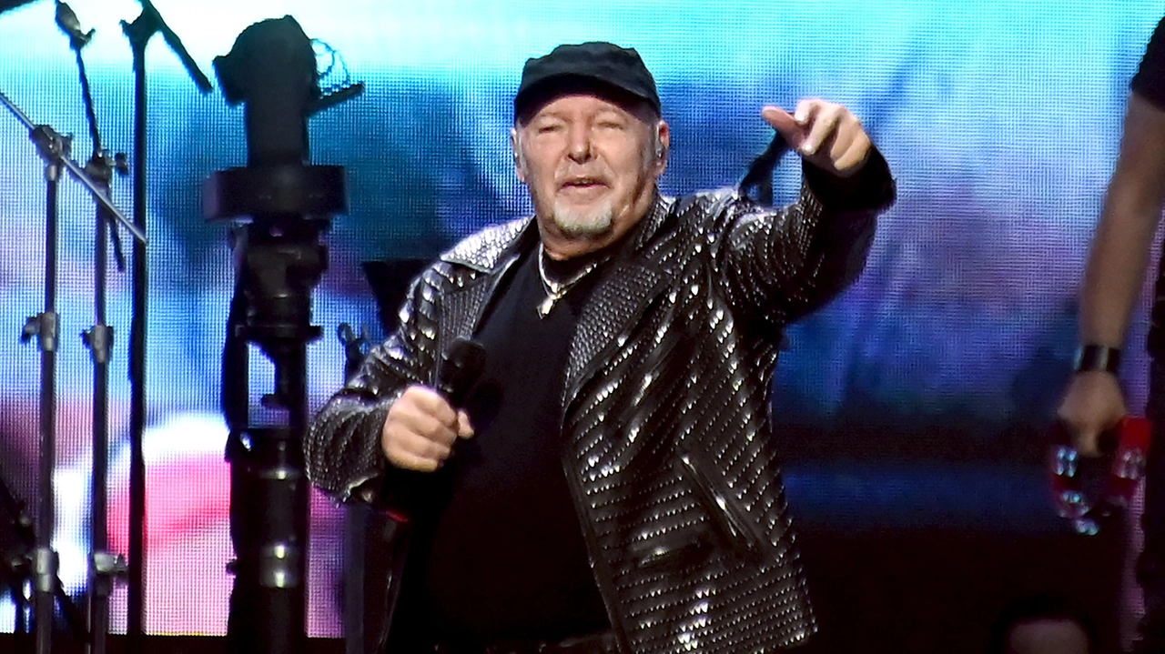 Firenze, a Vasco Rossi le chiavi della città: la cerimonia in Palazzo Vecchio