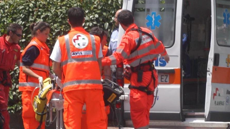 Paura in via Vingone per l’intossicazione da monossido di carbonio che ha colpito due famiglie di quattro persone Paura in via Vingone per l’intossicazione da monossido di carbonio che ha colpito due famiglie di quattro persone