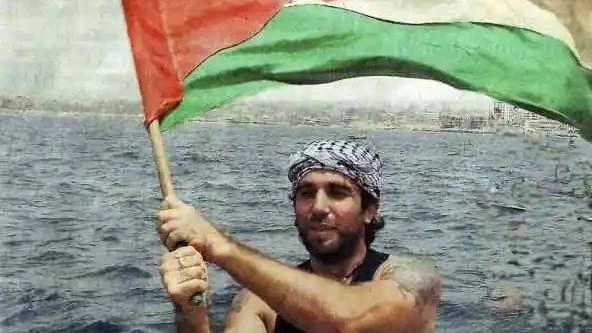 Il Comune di Arcola avrà una via Vittorio Arrigoni. E’ stata approvata la mozione di Paolo Magliani, consigliere di... Il Comune di Arcola avrà una via Vittorio Arrigoni. E’ stata approvata la mozione di Paolo Magliani, consigliere di...