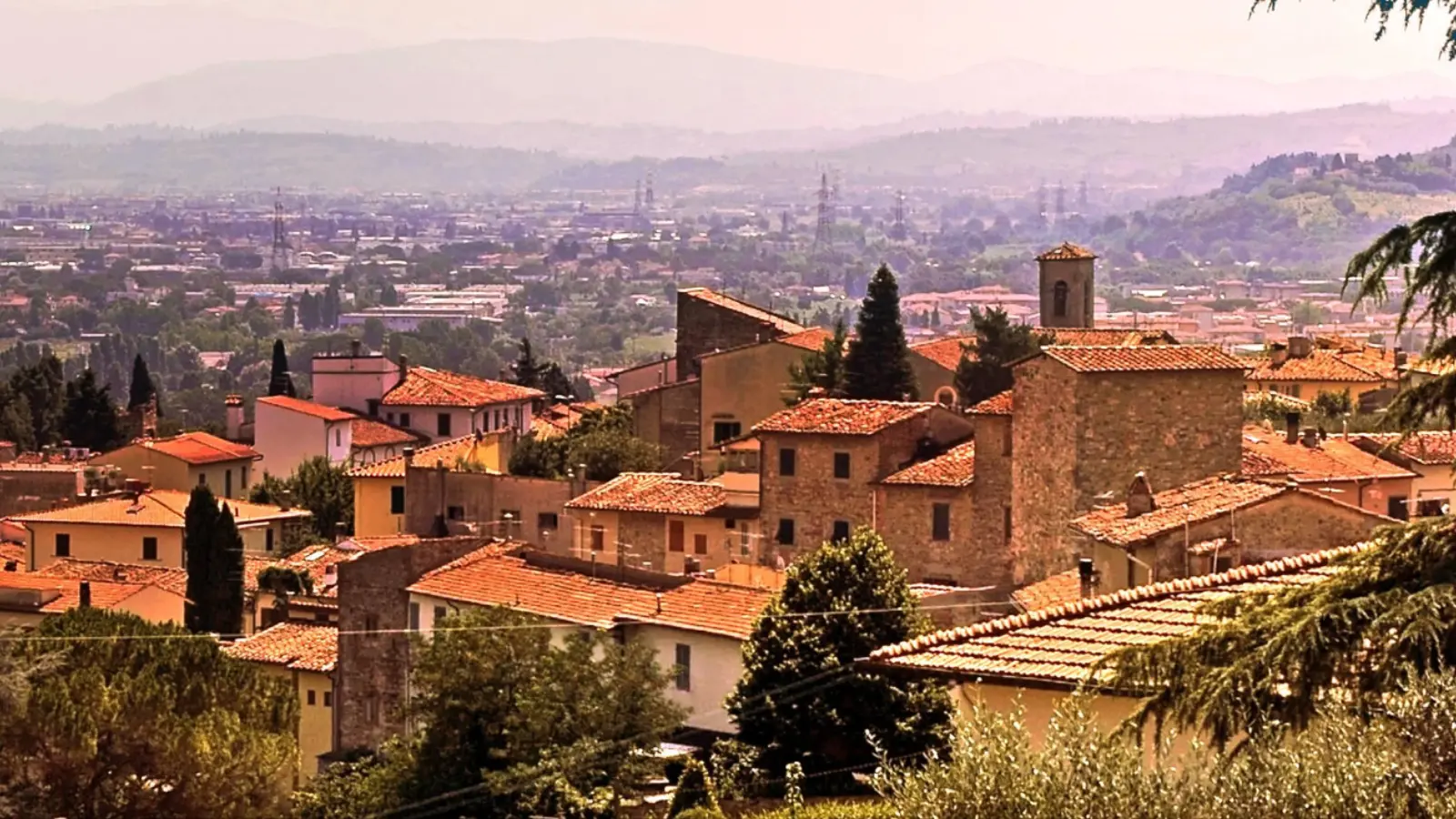 Lavorare a Firenze senza viverci: 10 città dove comprare casa e spendere meno Lavorare a Firenze senza viverci: 10 città dove comprare casa e spendere meno