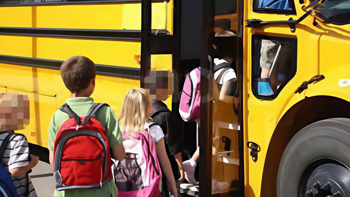 Servizio di scuolabus Servizio di scuolabus