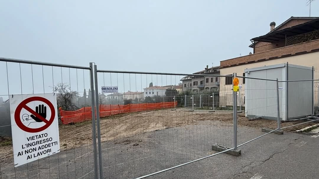 L’enorme voragine causata dal dissesto idrogeologico che sarà messa in sicurezza grazie ai fondi del Pnrr L’enorme voragine causata dal dissesto idrogeologico che sarà messa in sicurezza grazie ai fondi del Pnrr