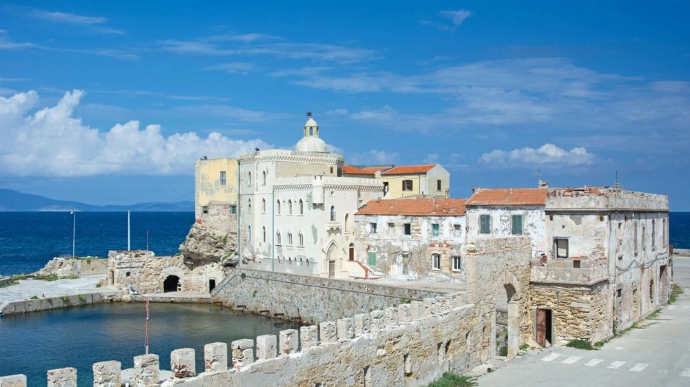 L'Isola di Pianosa L'Isola di Pianosa