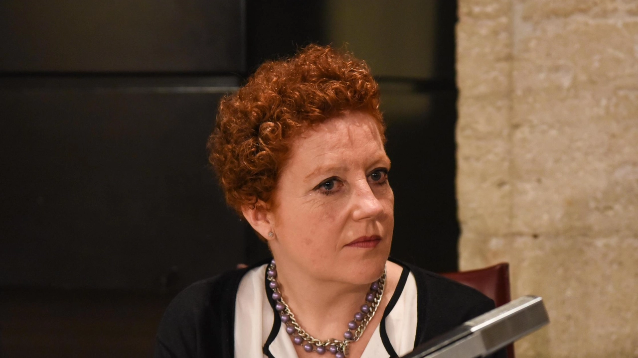 L’annuncio della deputata del Movimento 5 Stelle, Emma Pavanelli «Il nuovo Provveditorato, con sede a Perugia, è ormai in dirittura d’arrivo» L’annuncio della deputata del Movimento 5 Stelle, Emma Pavanelli «Il nuovo Provveditorato, con sede a Perugia, è ormai in dirittura d’arrivo»